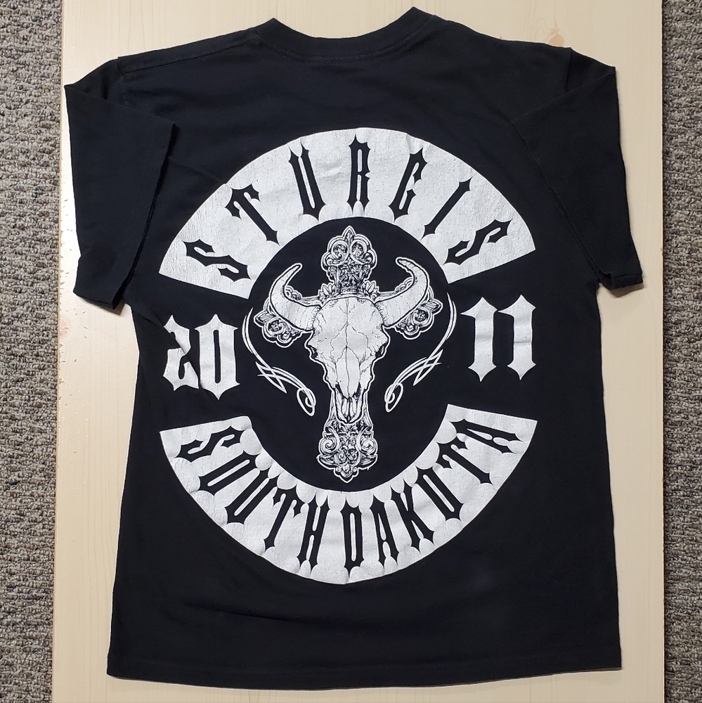 Sturgis South Dakota 2011 Biker Rally Short Sleeve Tribal Skull Mens Medium